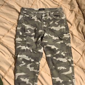 Camouflage denim button-up pants